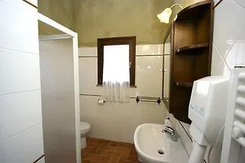 Il Nespolo Hotel *