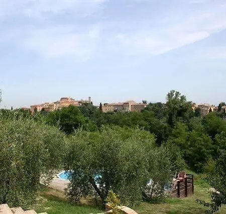Il Nespolo Hotel *